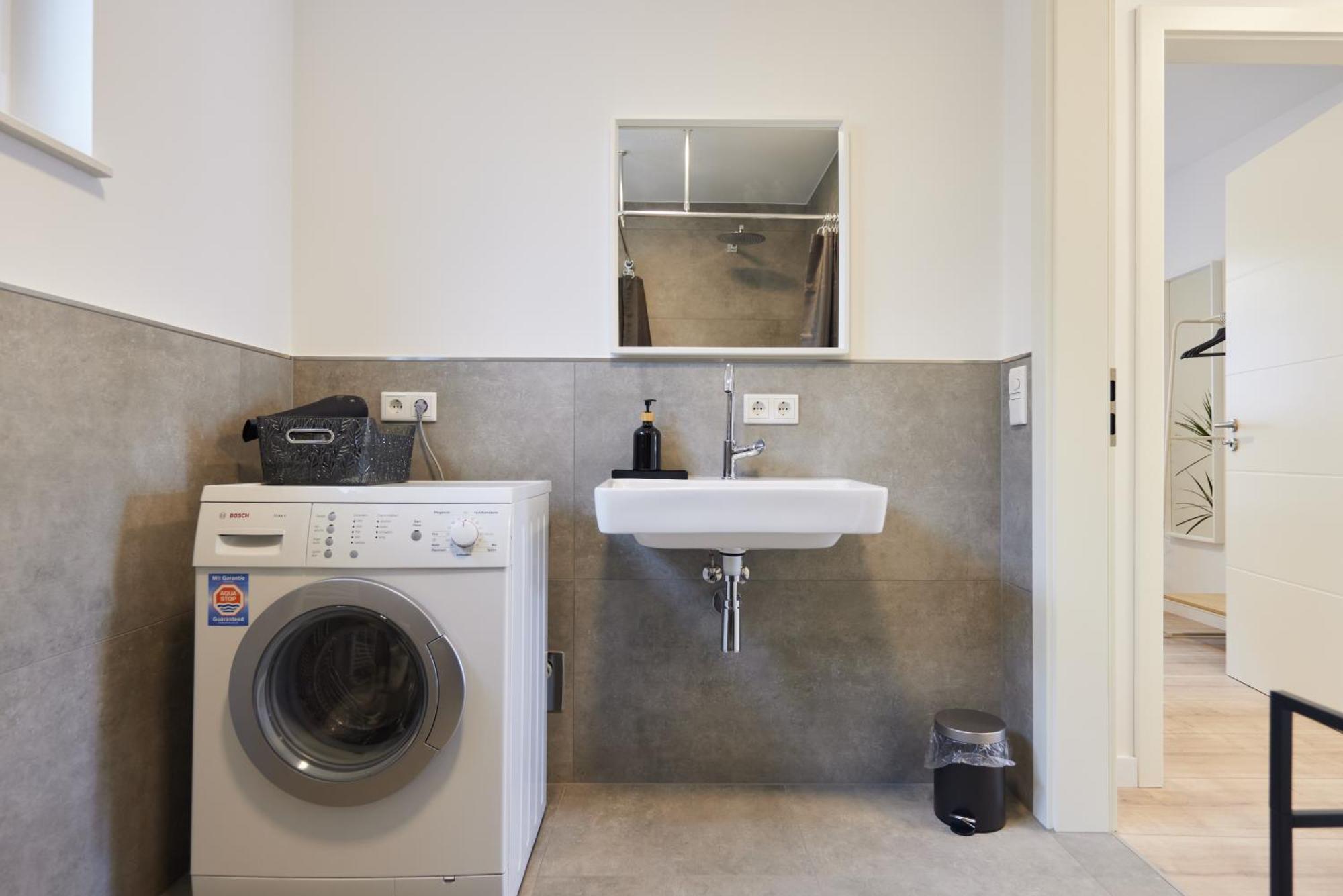 Homeme 2 I Zentral I Netflix I Kueche I Parkplatz I Kliniknah Bad Oeynhausen